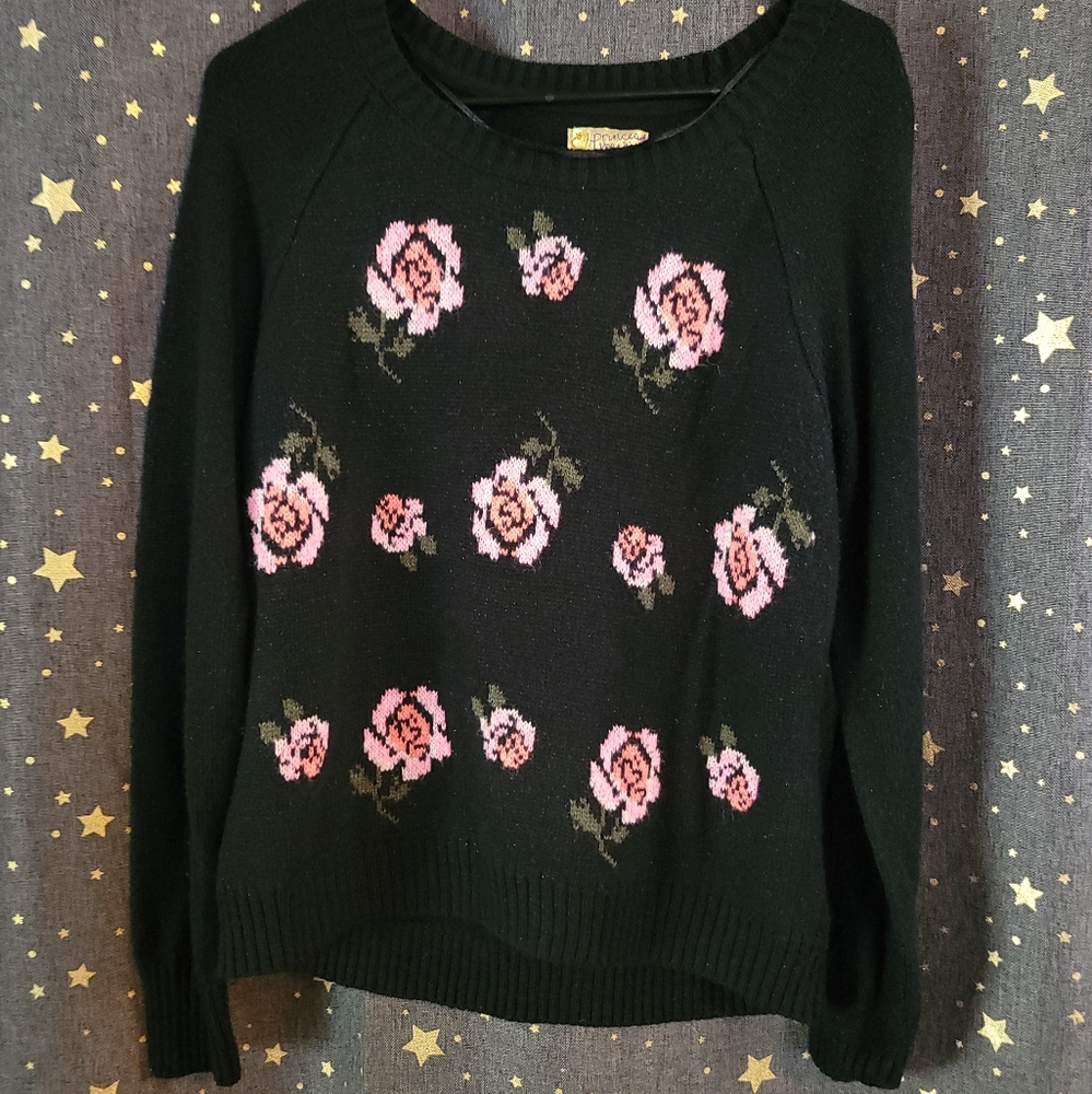 Vera Wang Princess | Black Knit Sweater with Pink Floral Design Extra Large